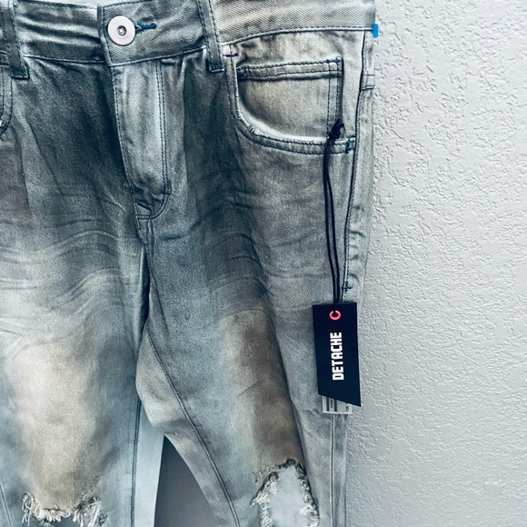 NEW! Detache Labs Gray Distressed Denim Jeans